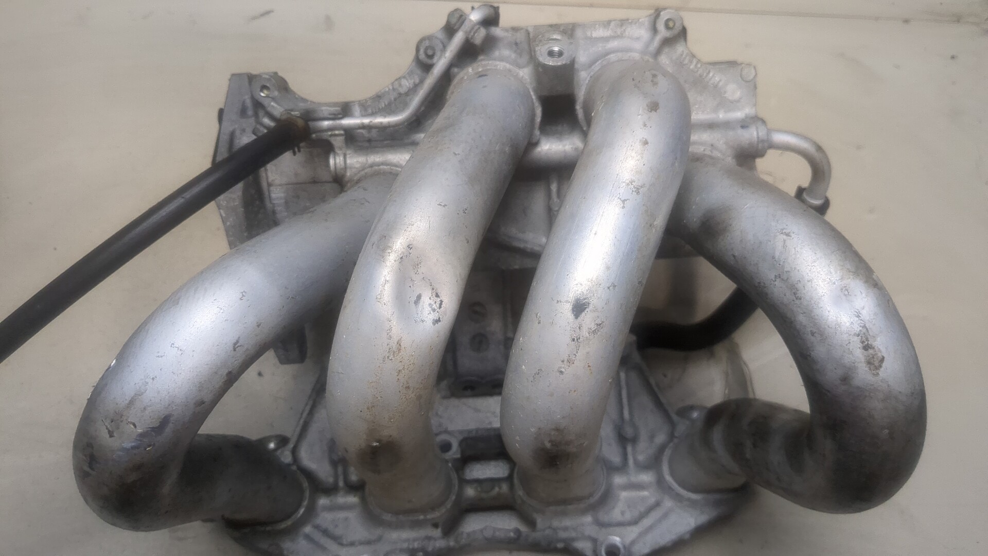 Коллектор впускной