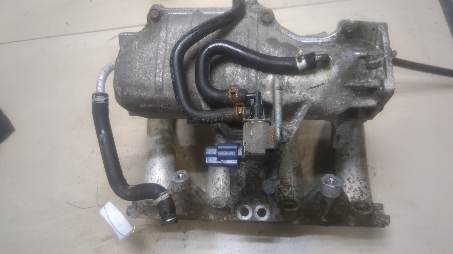 Коллектор впускной