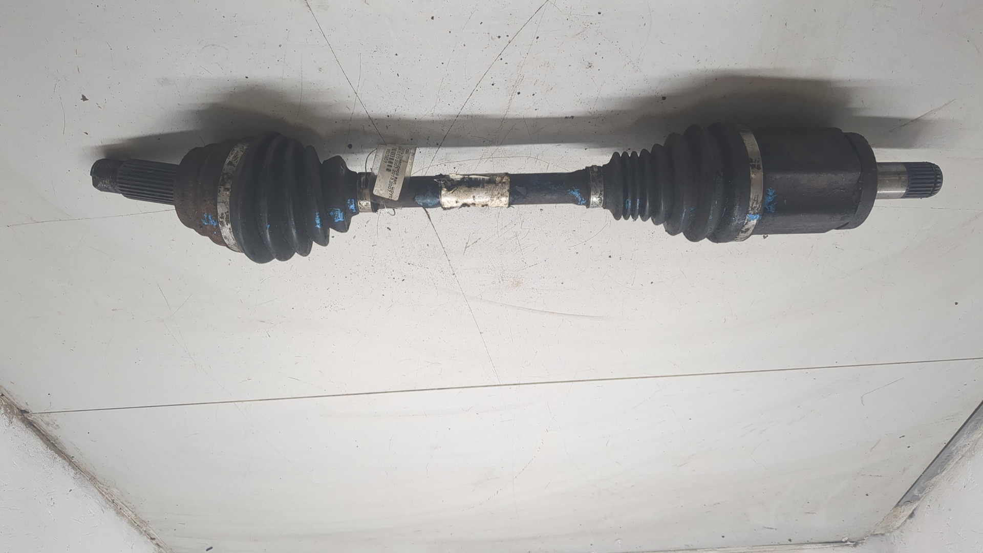 Полуось передняя левая