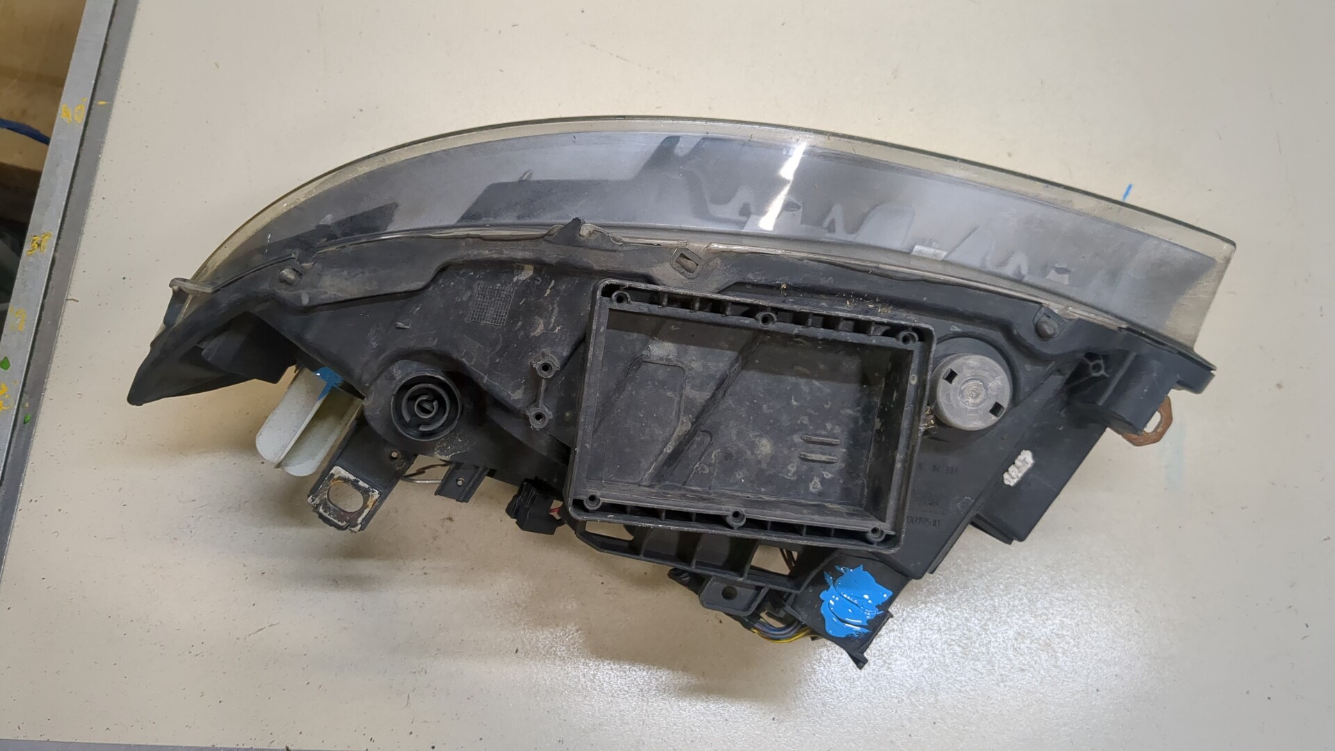 Фара правая