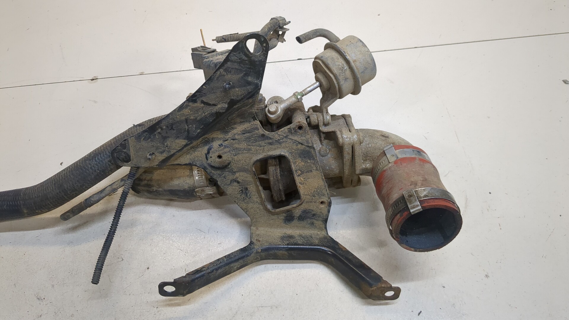 Клапан рециркуляции выхлопных газов (EGR)