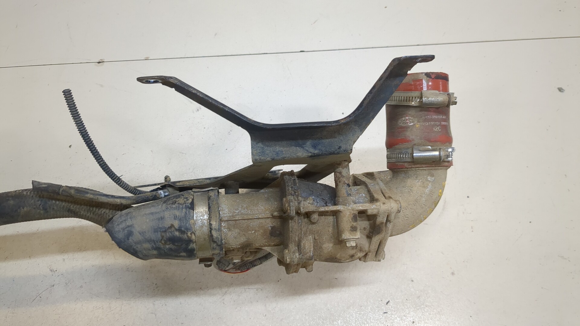 Клапан рециркуляции выхлопных газов (EGR)