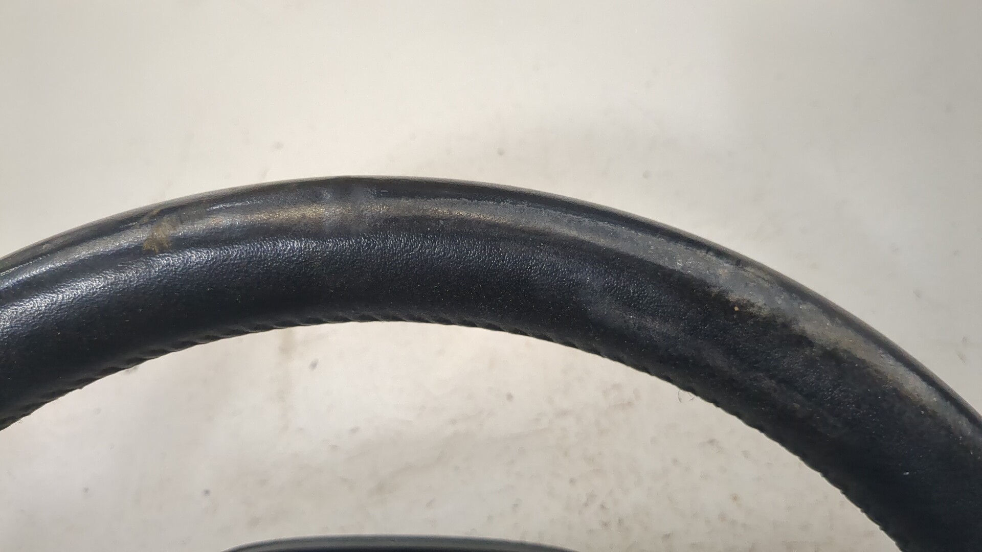 Рулевое колесо (руль)