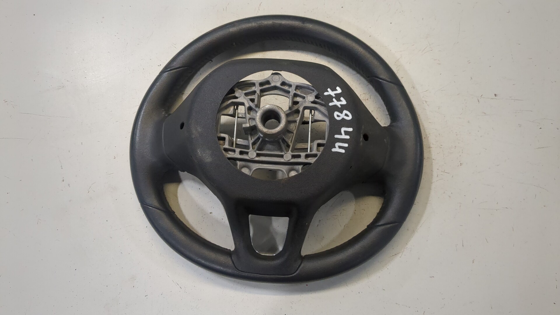 Рулевое колесо (руль)