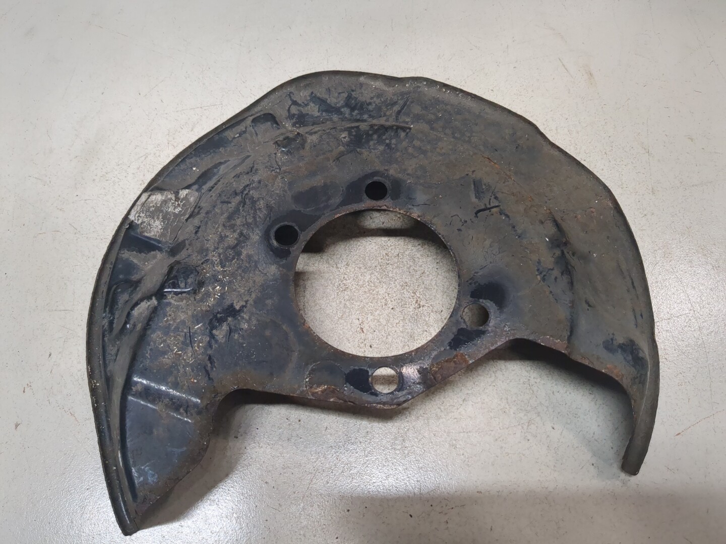 Пыльник тормозного диска