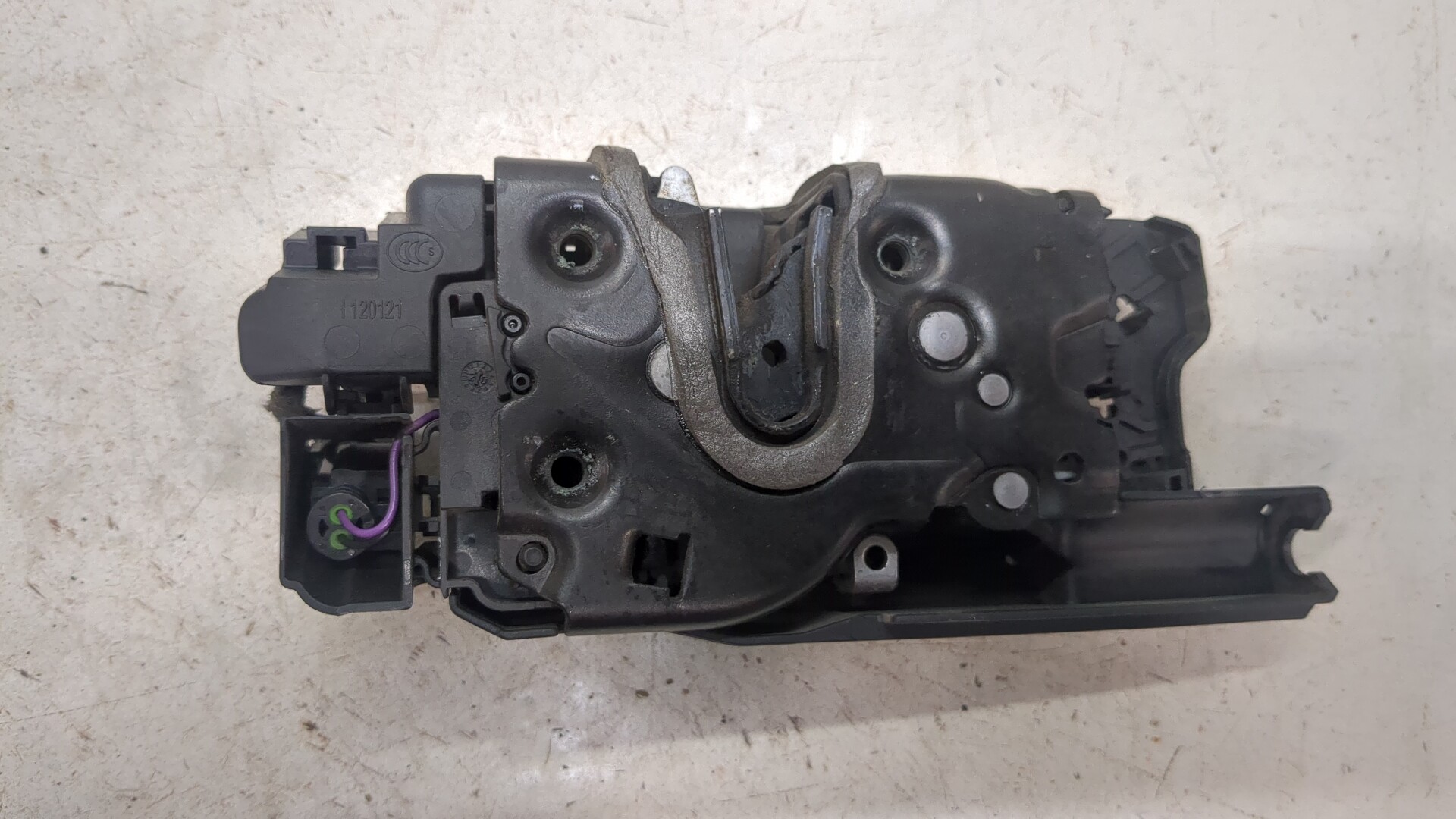 Замок двери сдвижной