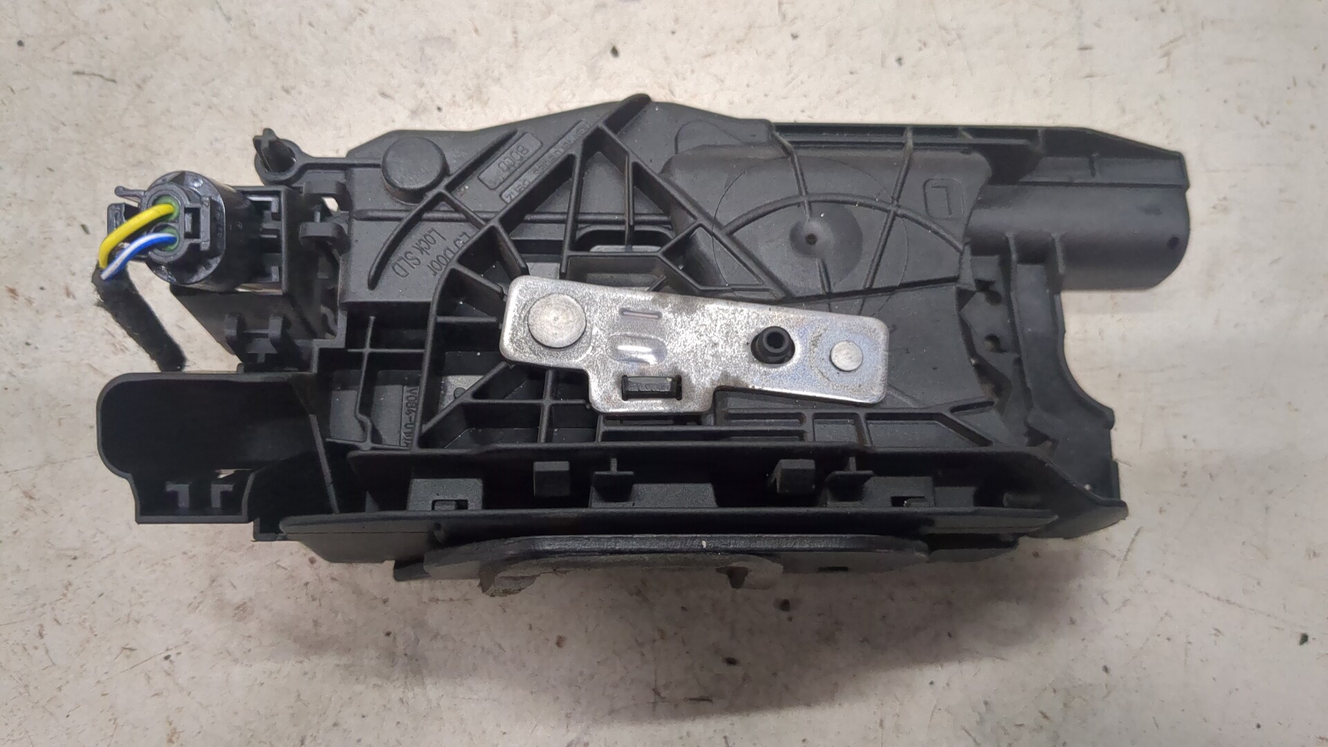 Замок двери сдвижной