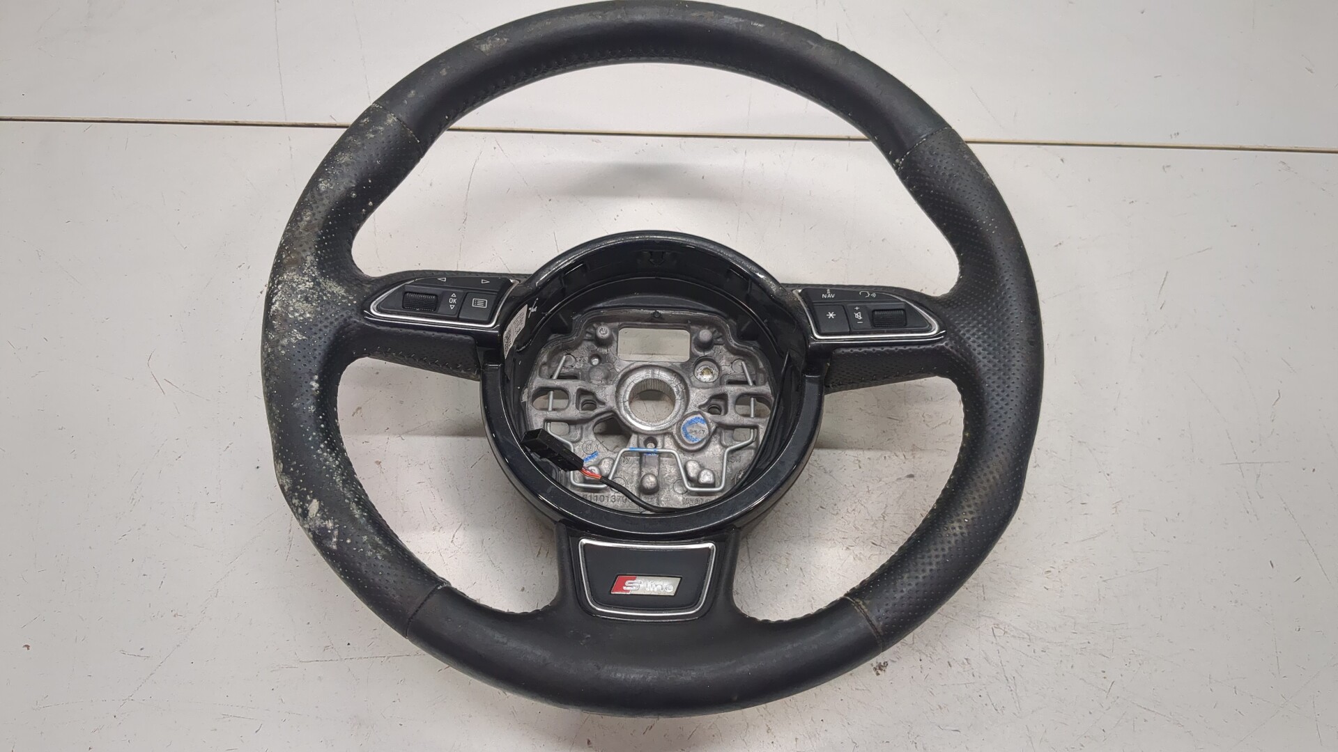 Рулевое колесо (руль)