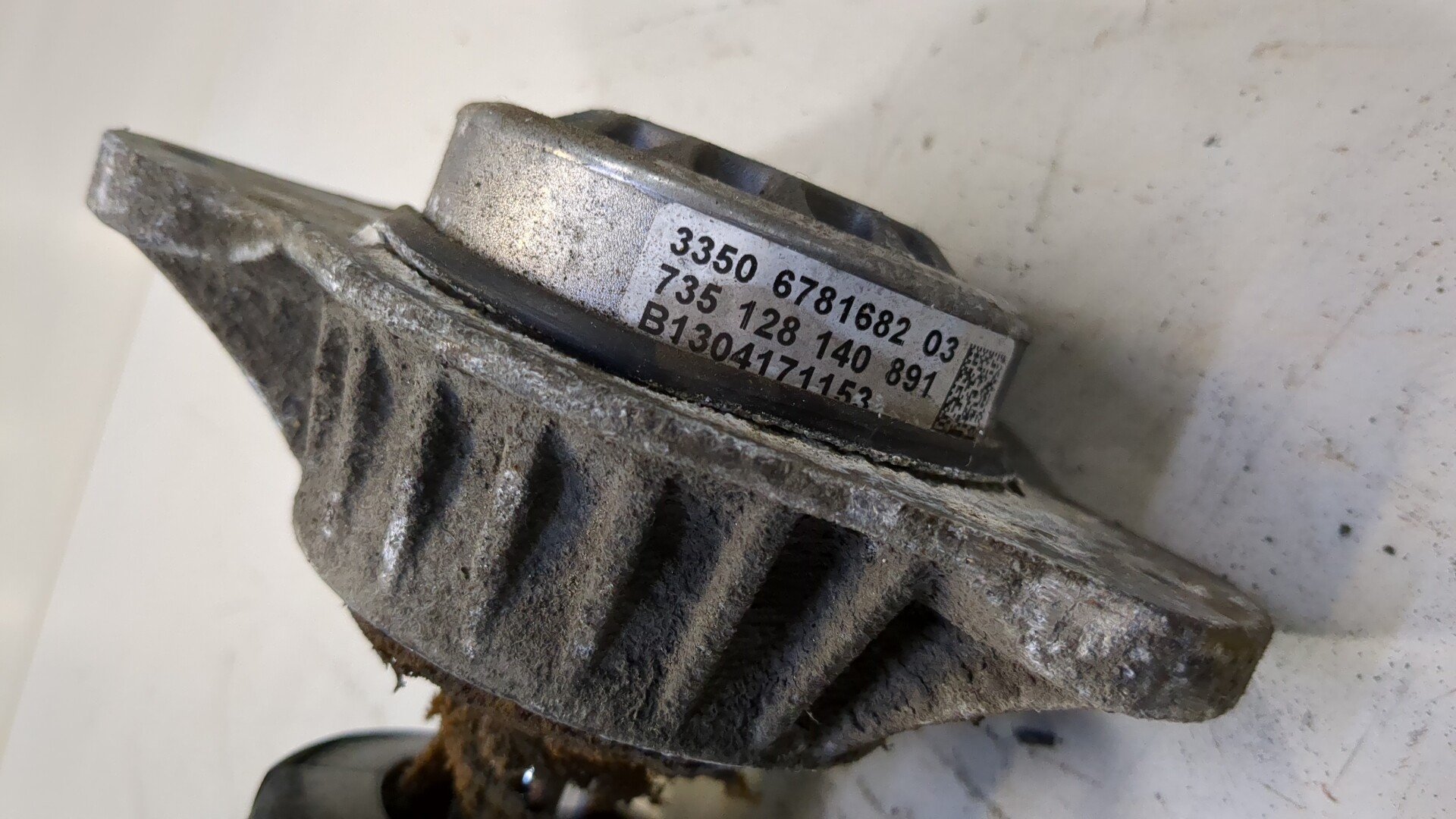 Амортизатор задний (стойка)