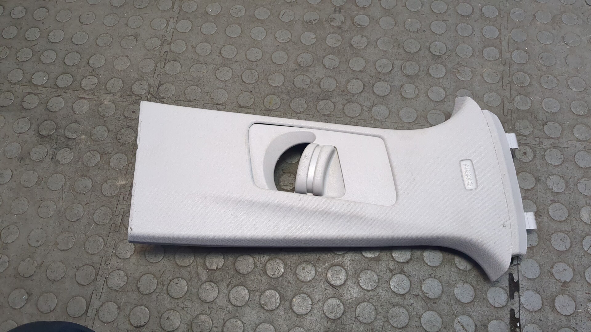 Обшивка стойки