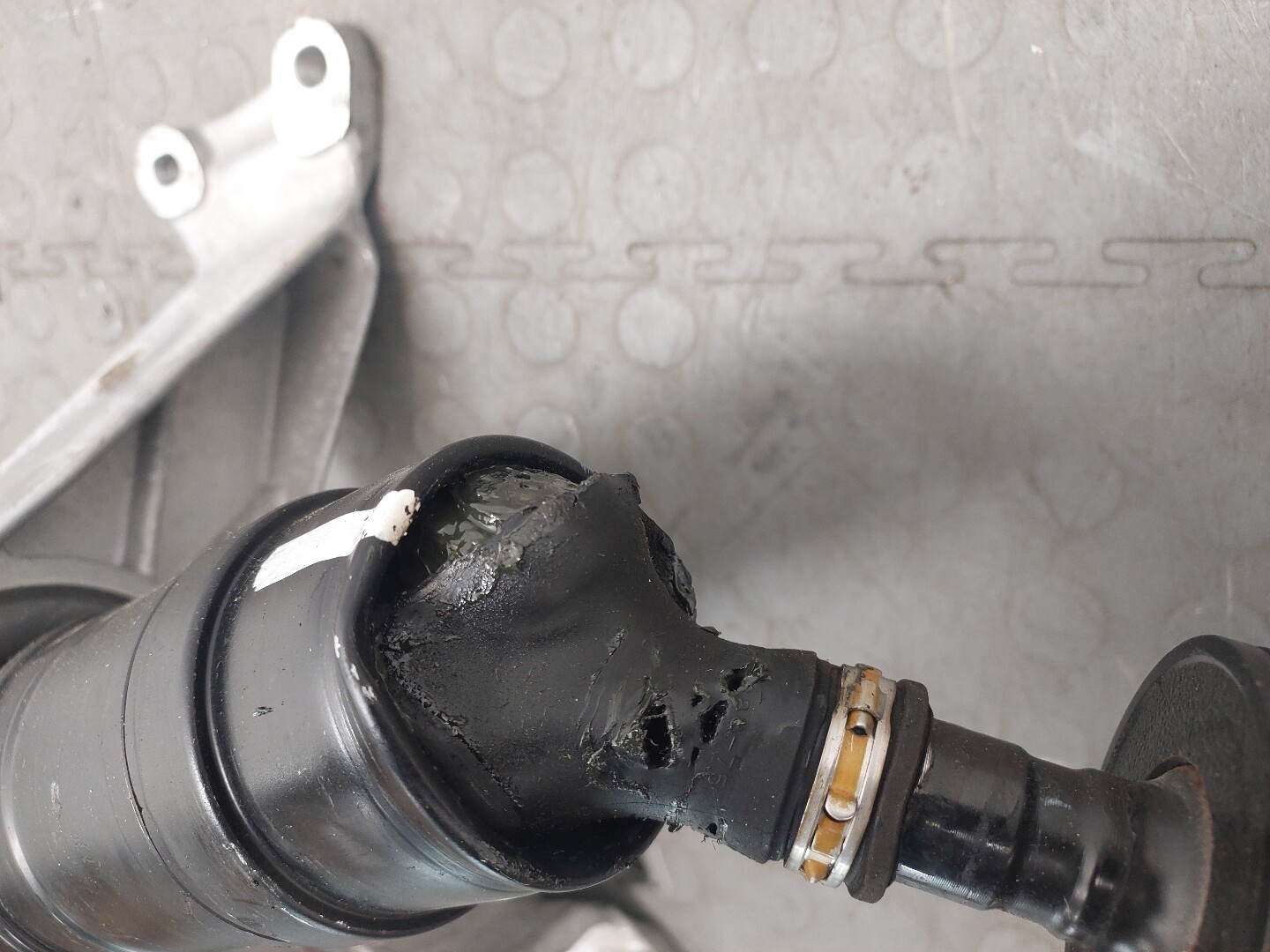 Вал карданный задний