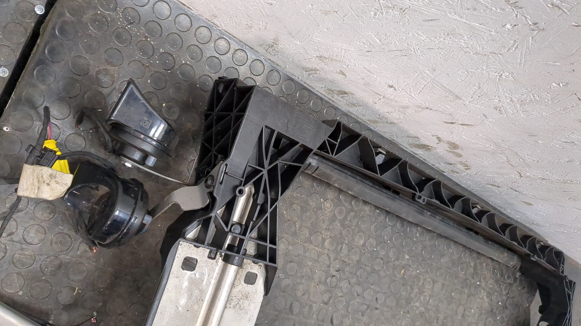 Панель передняя (телевизор)