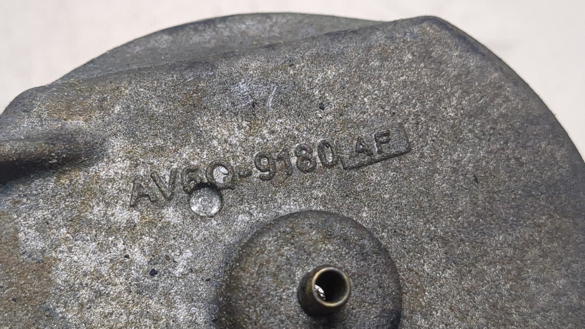 Кронштейн топливного фильтра