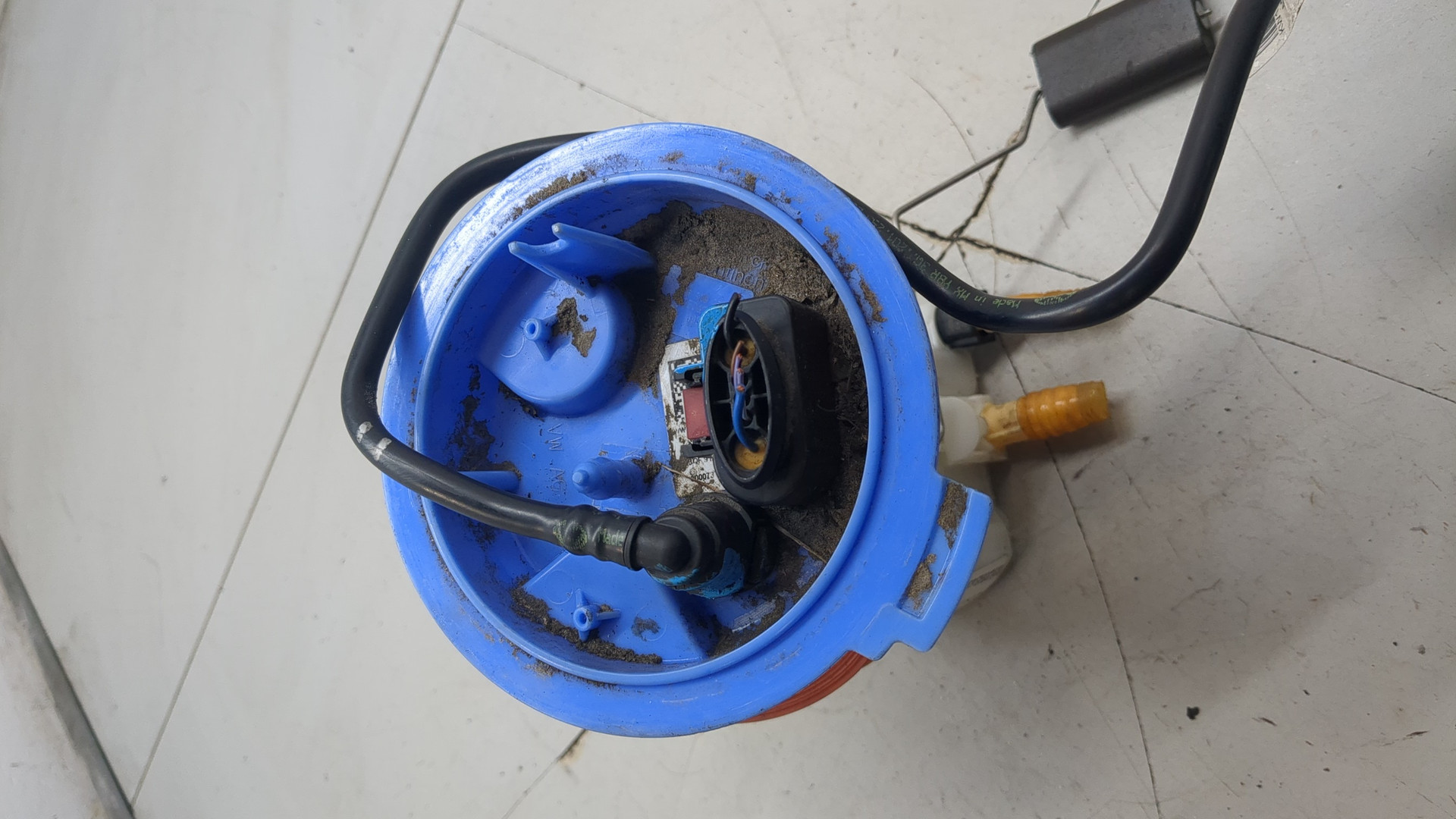 Насос топливный электрический