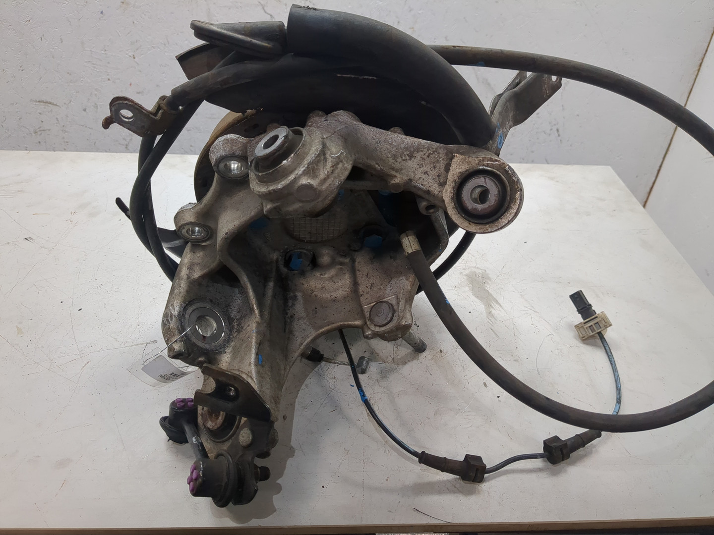 Кулак поворотный задний правый