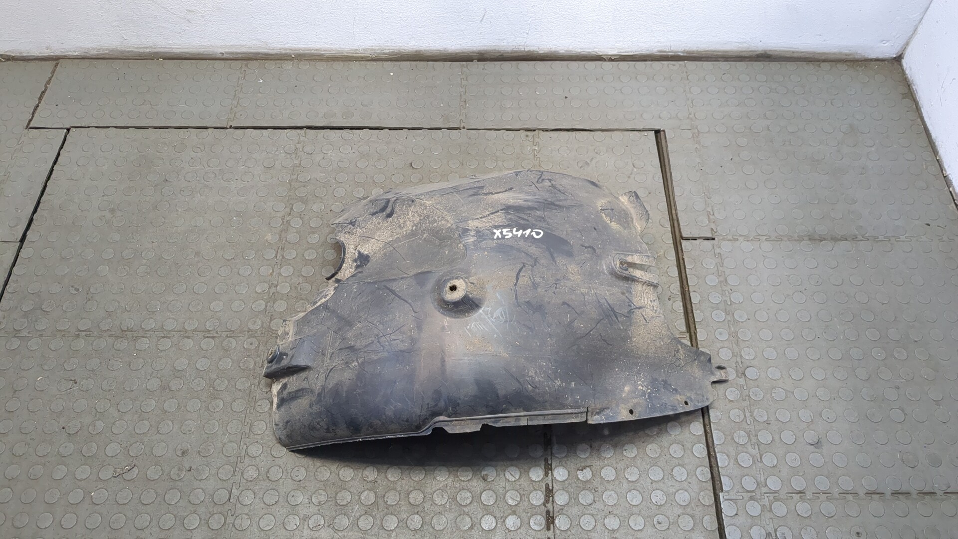 Локер передний левый