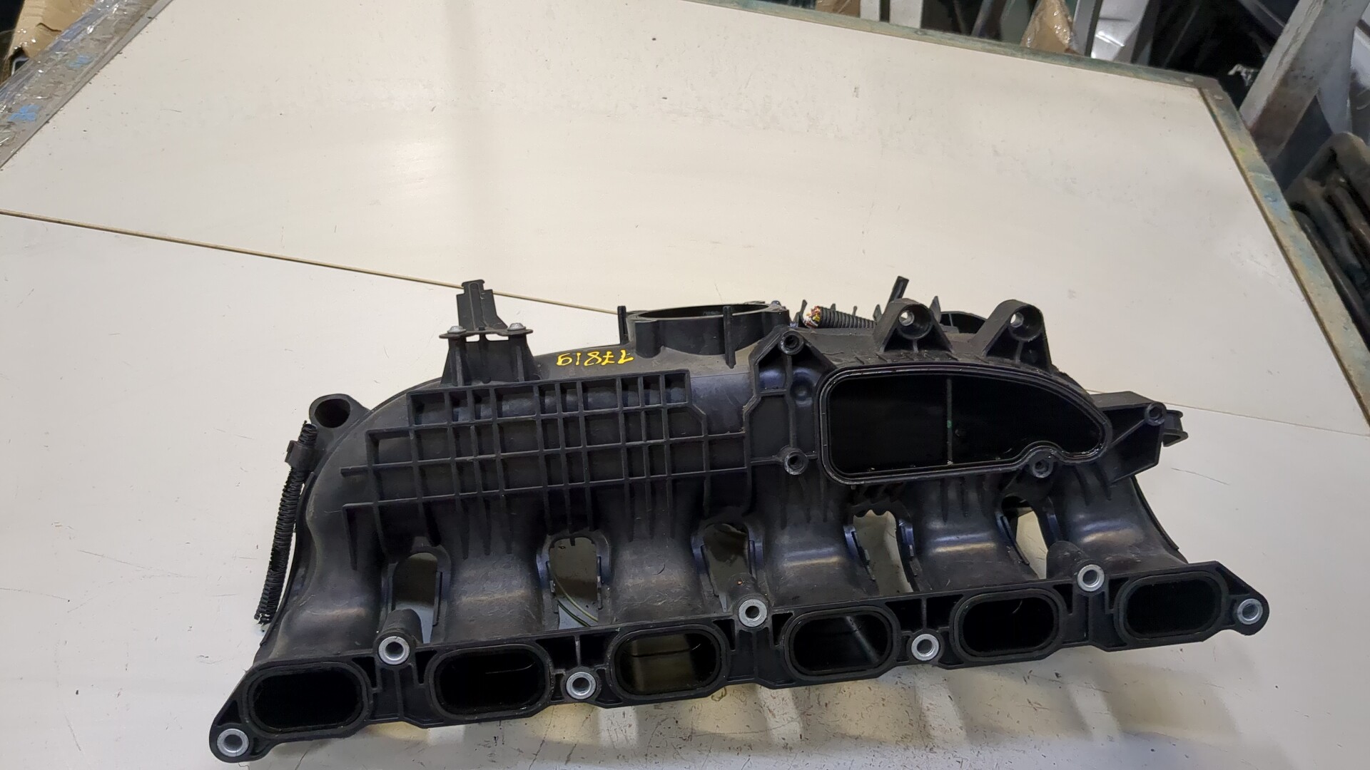 Коллектор впускной