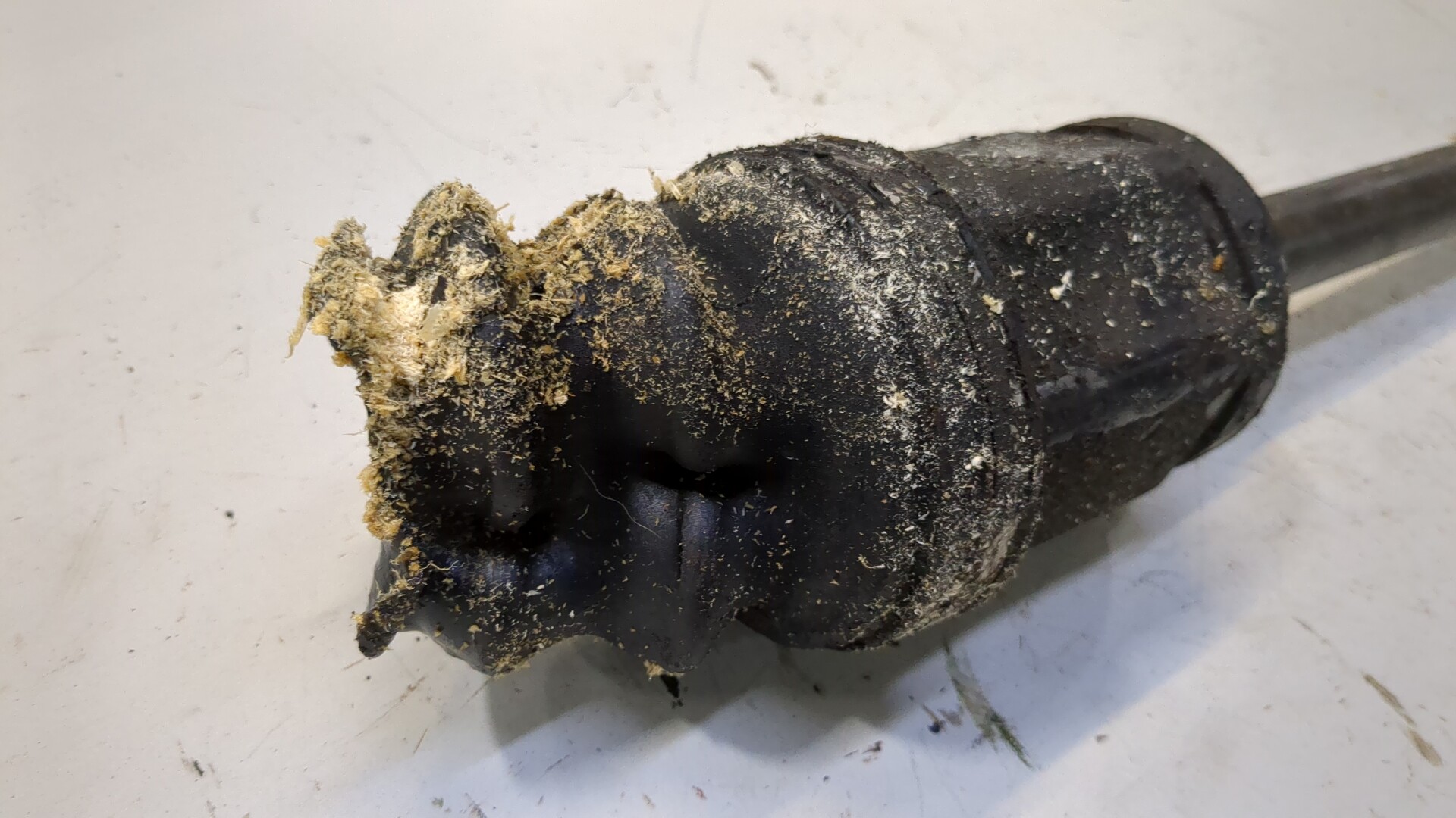 Полуось передняя правая