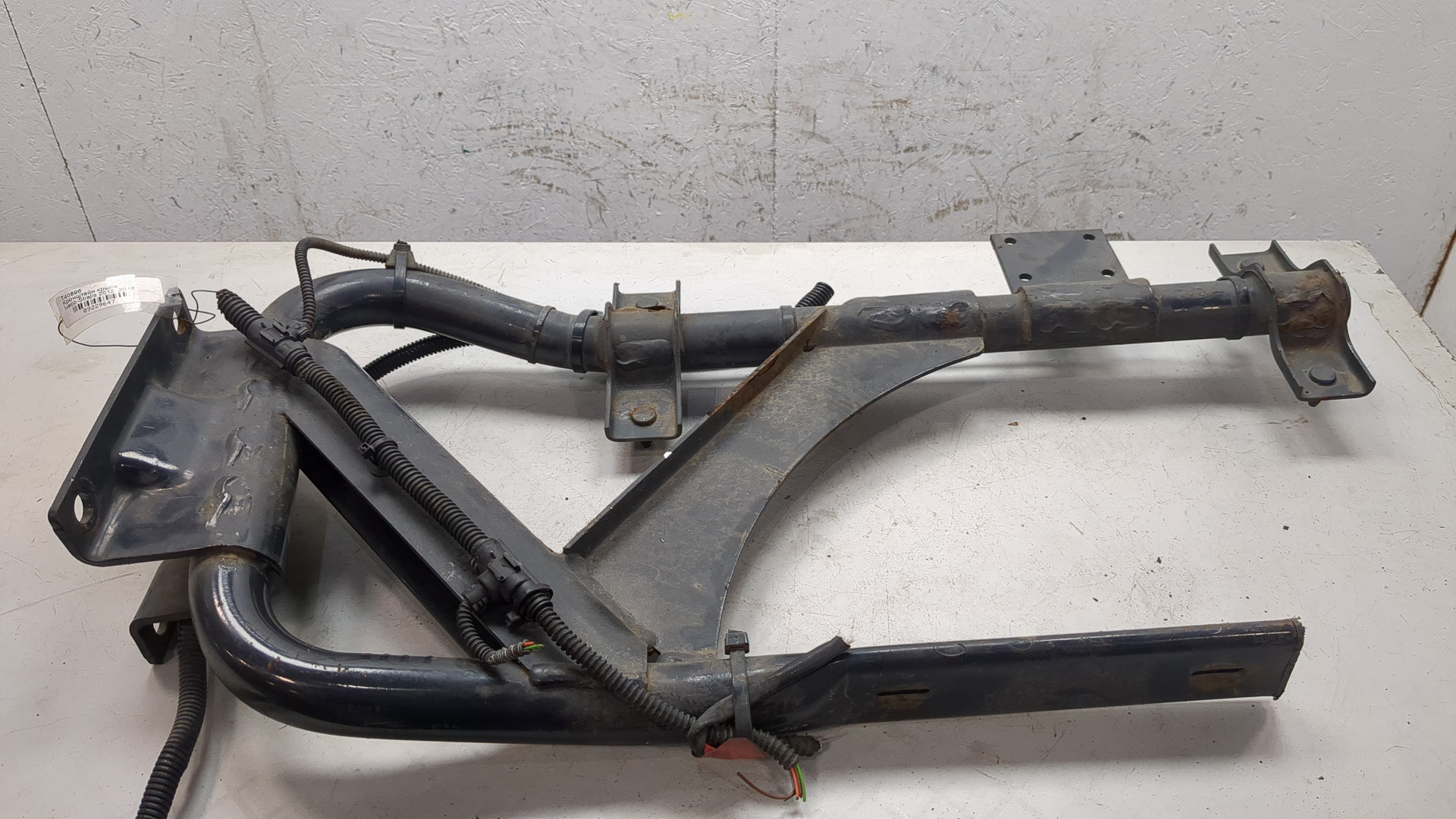 Кронштейн крепления крыла