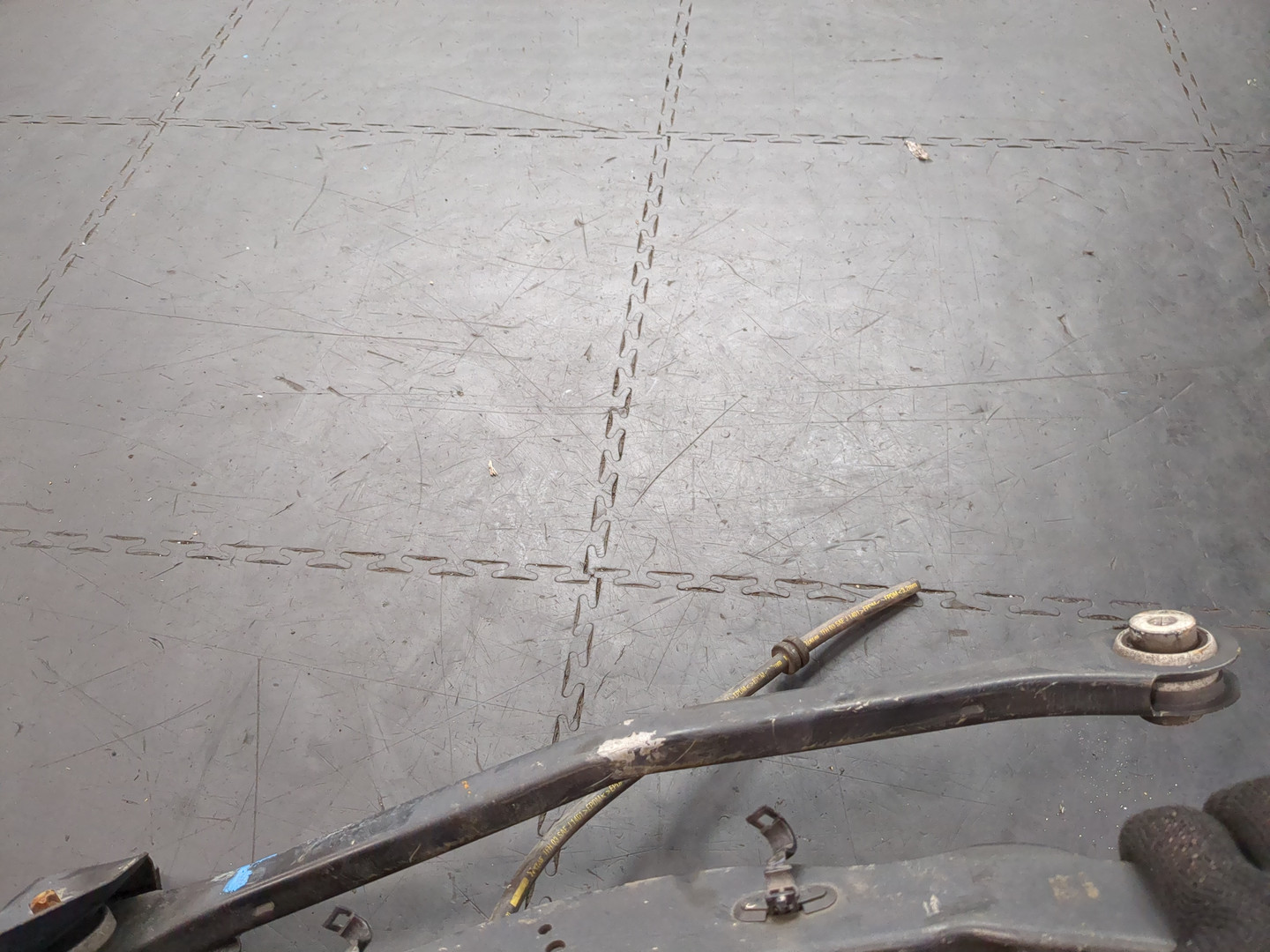 Балка задняя