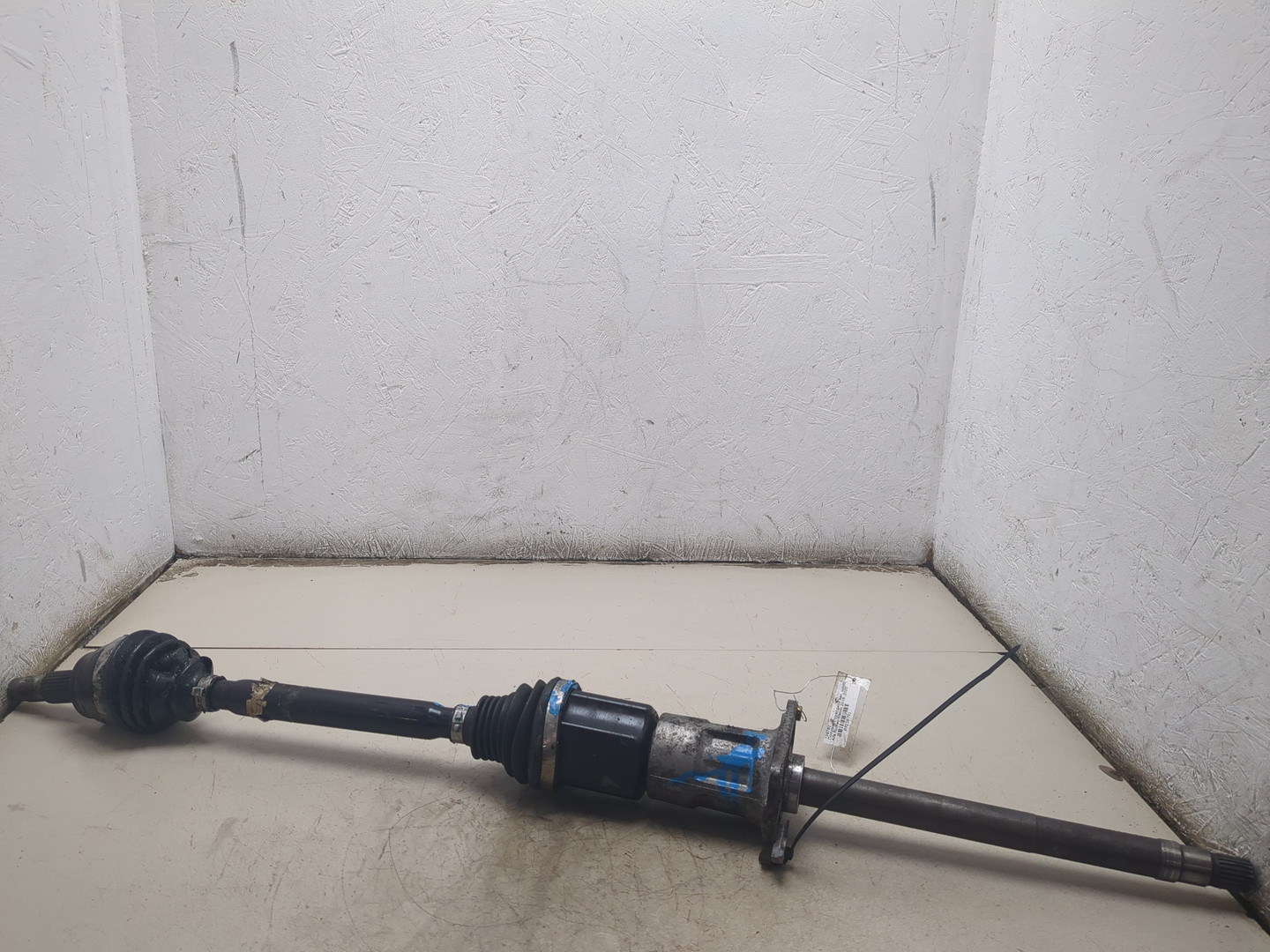 Полуось передняя правая