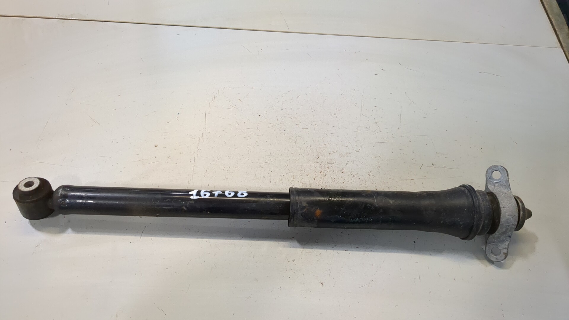 Амортизатор задний (стойка)