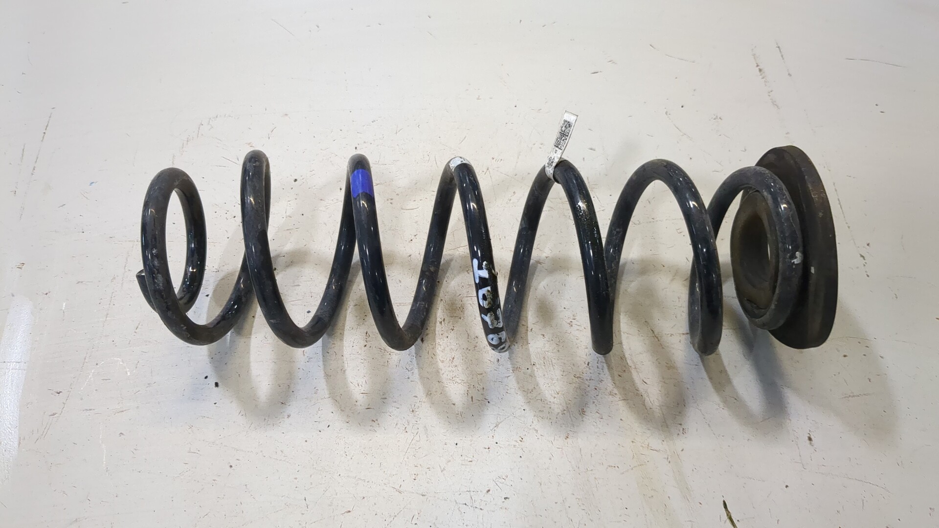 Пружина задняя