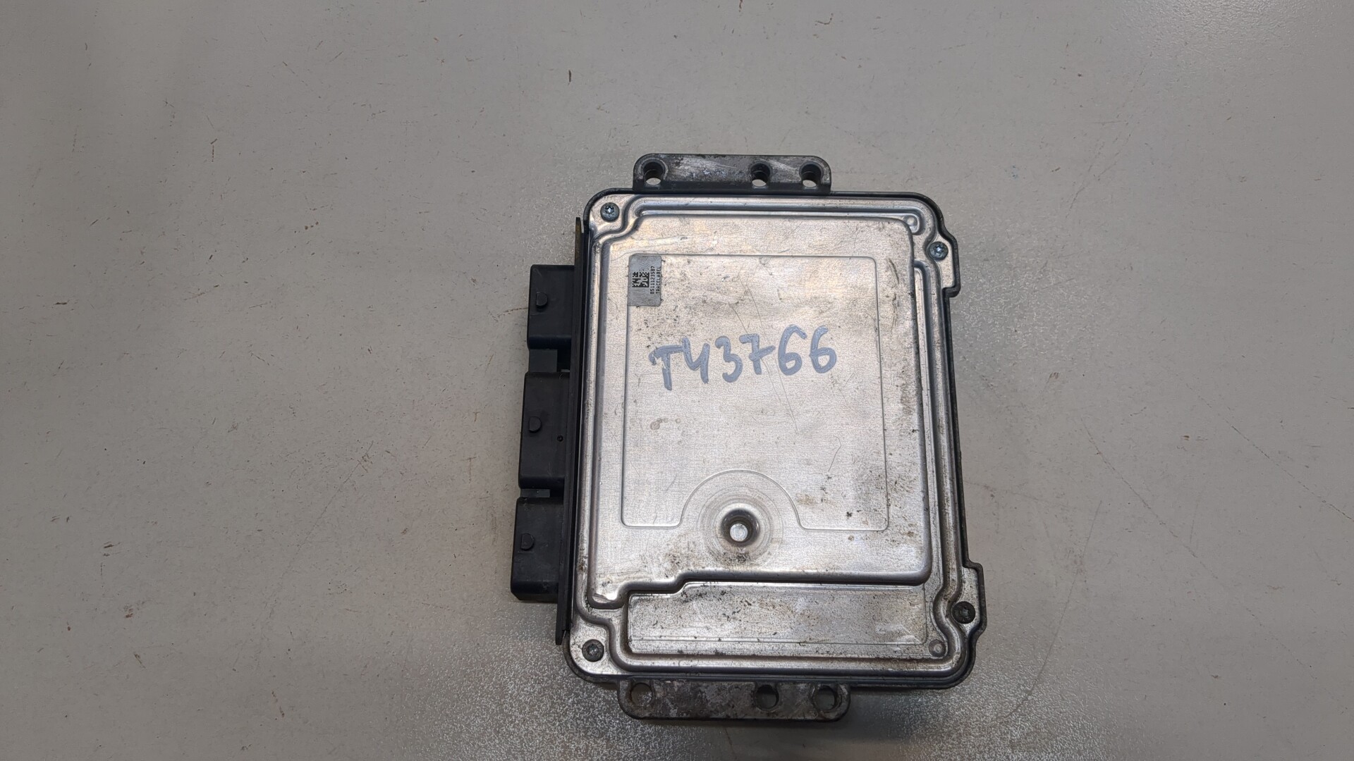 Блок управления двигателем