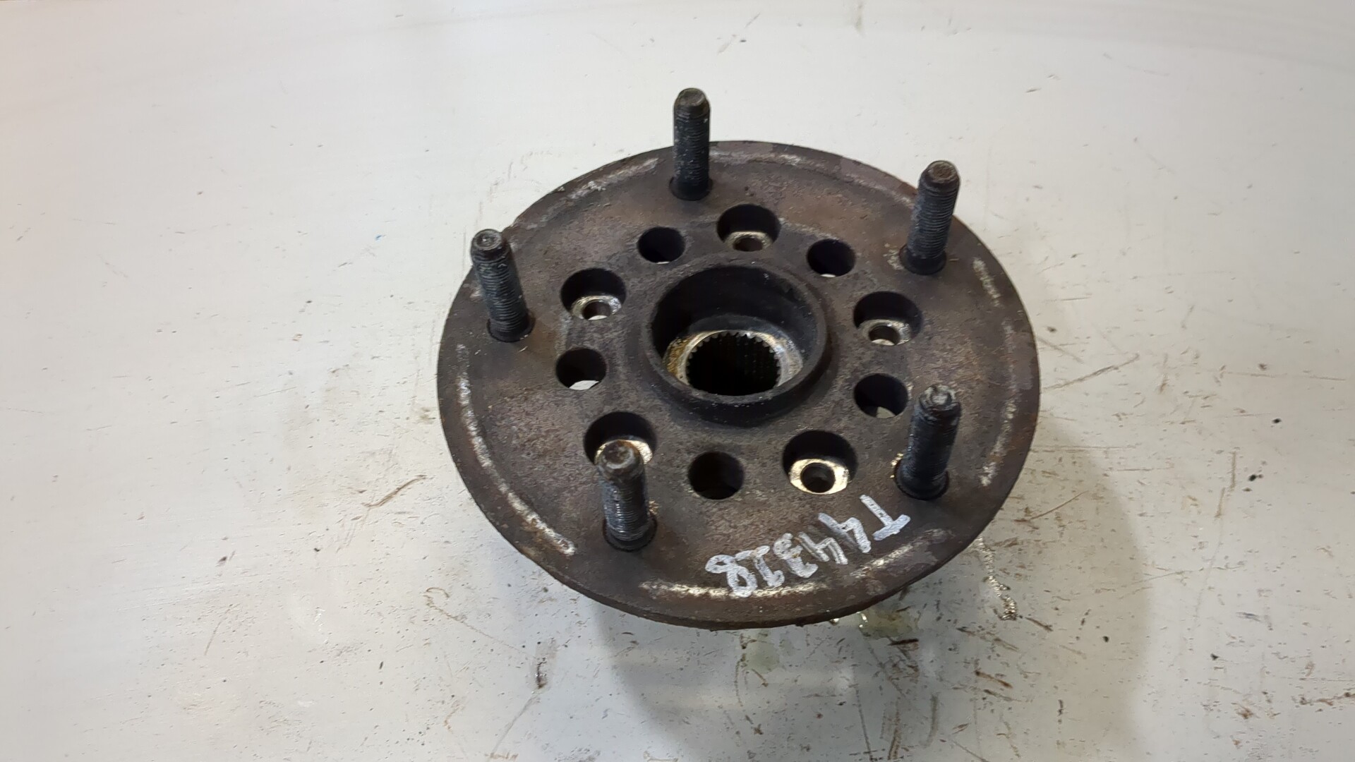 Ступица передняя