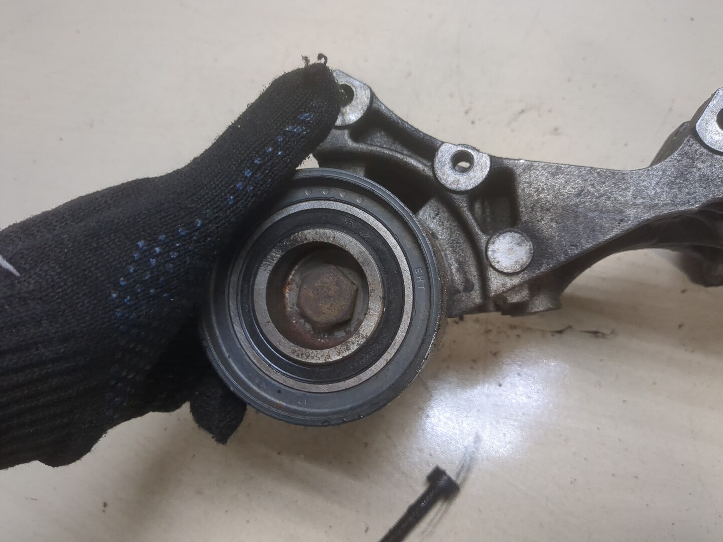 Кронштейн генератора