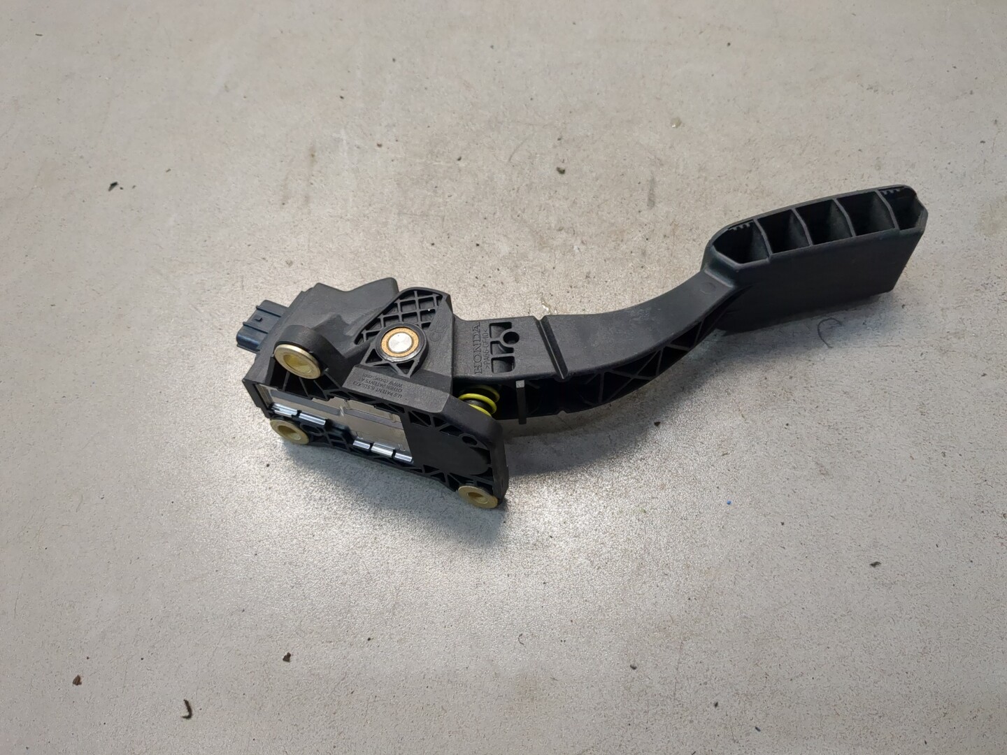 Педаль газа