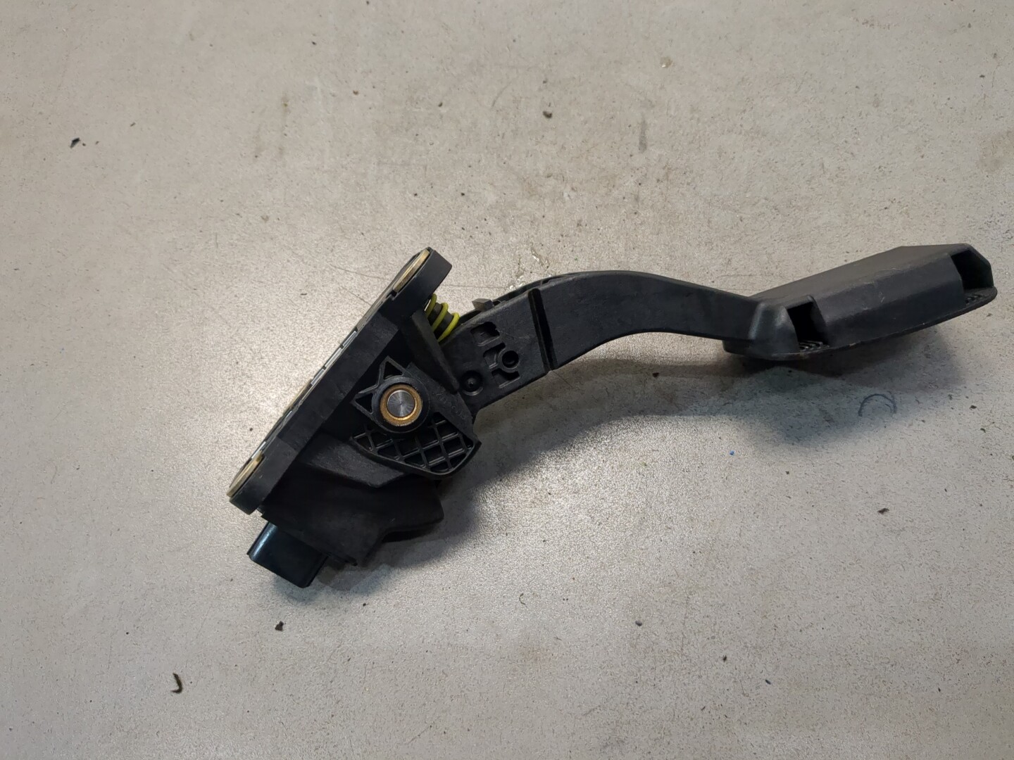 Педаль газа