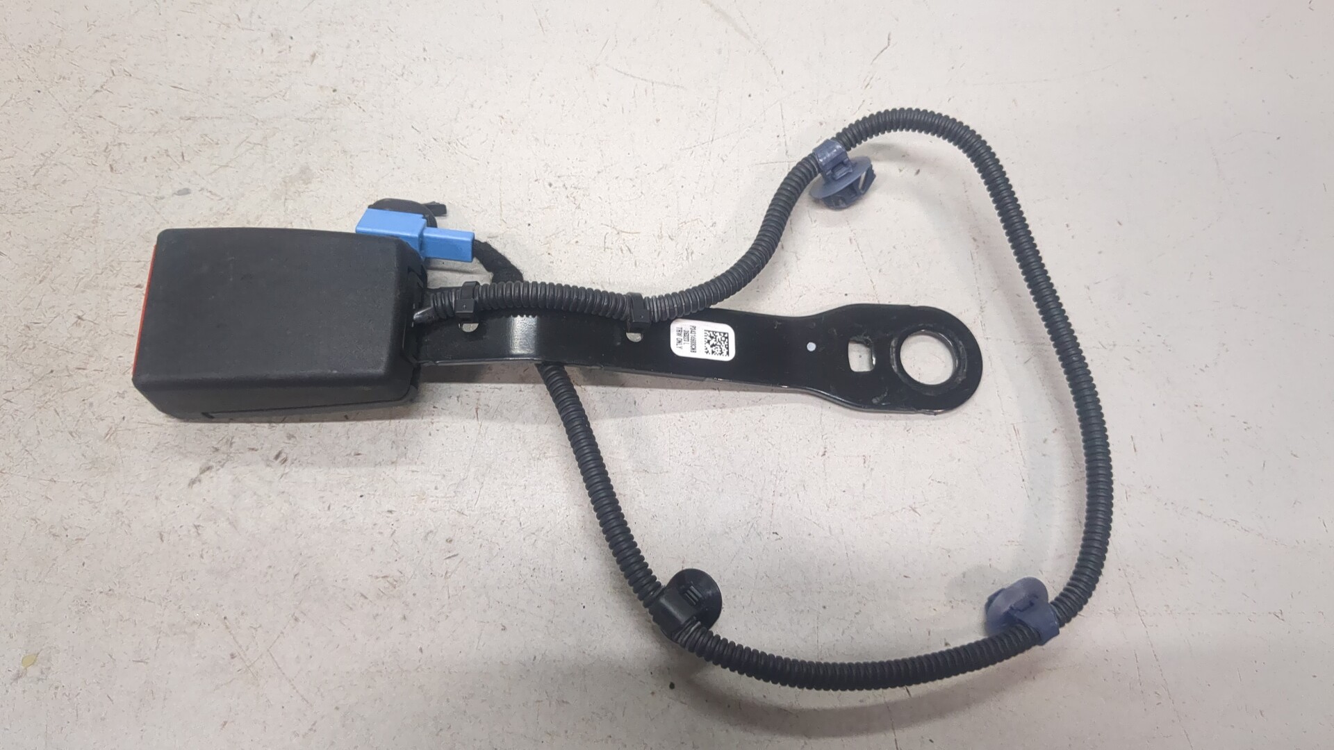 Ответная часть ремня безопасности