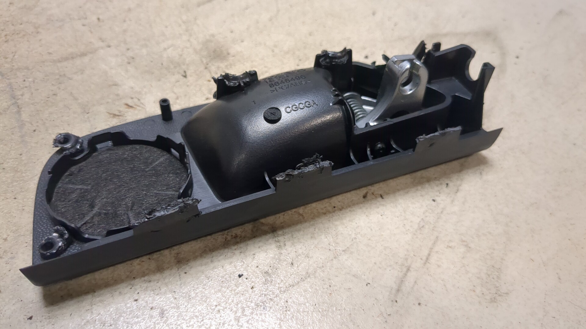 Ручка двери задней внутренняя левая