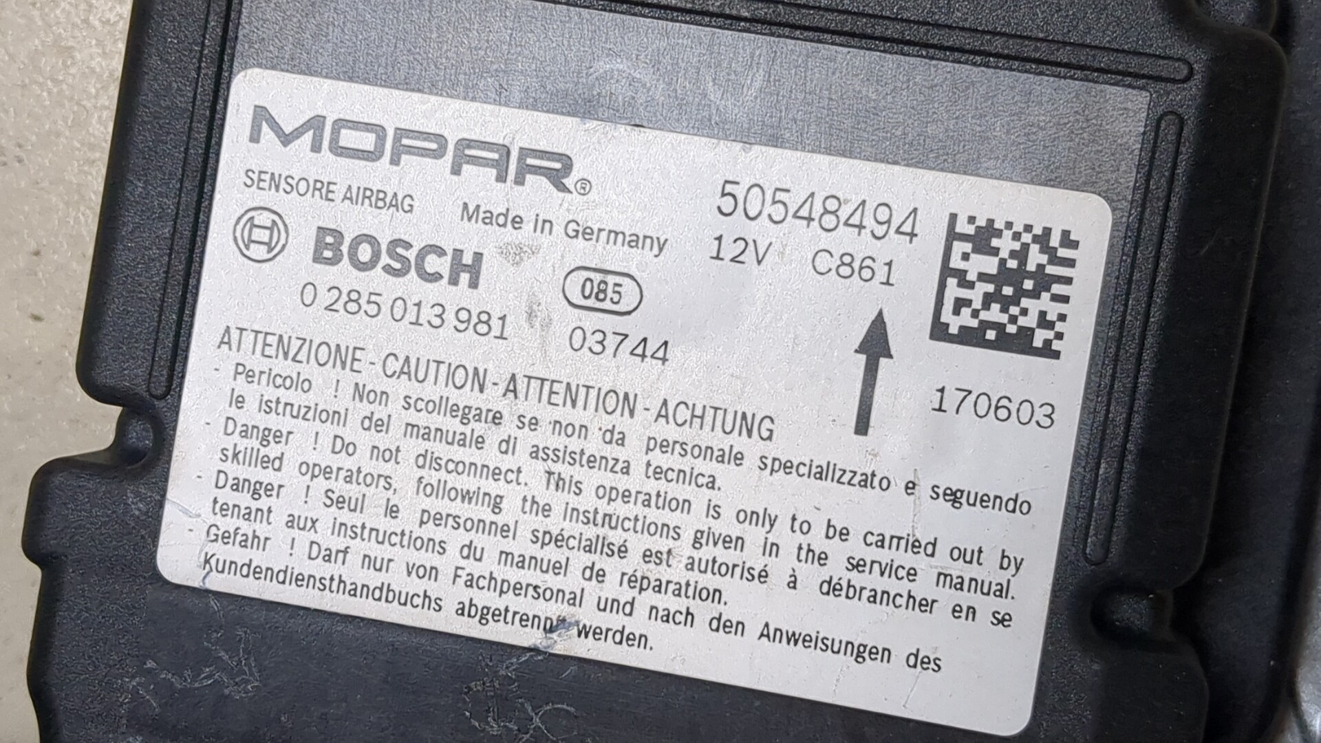 Блок управления подушек безопасности (AIR BAG)