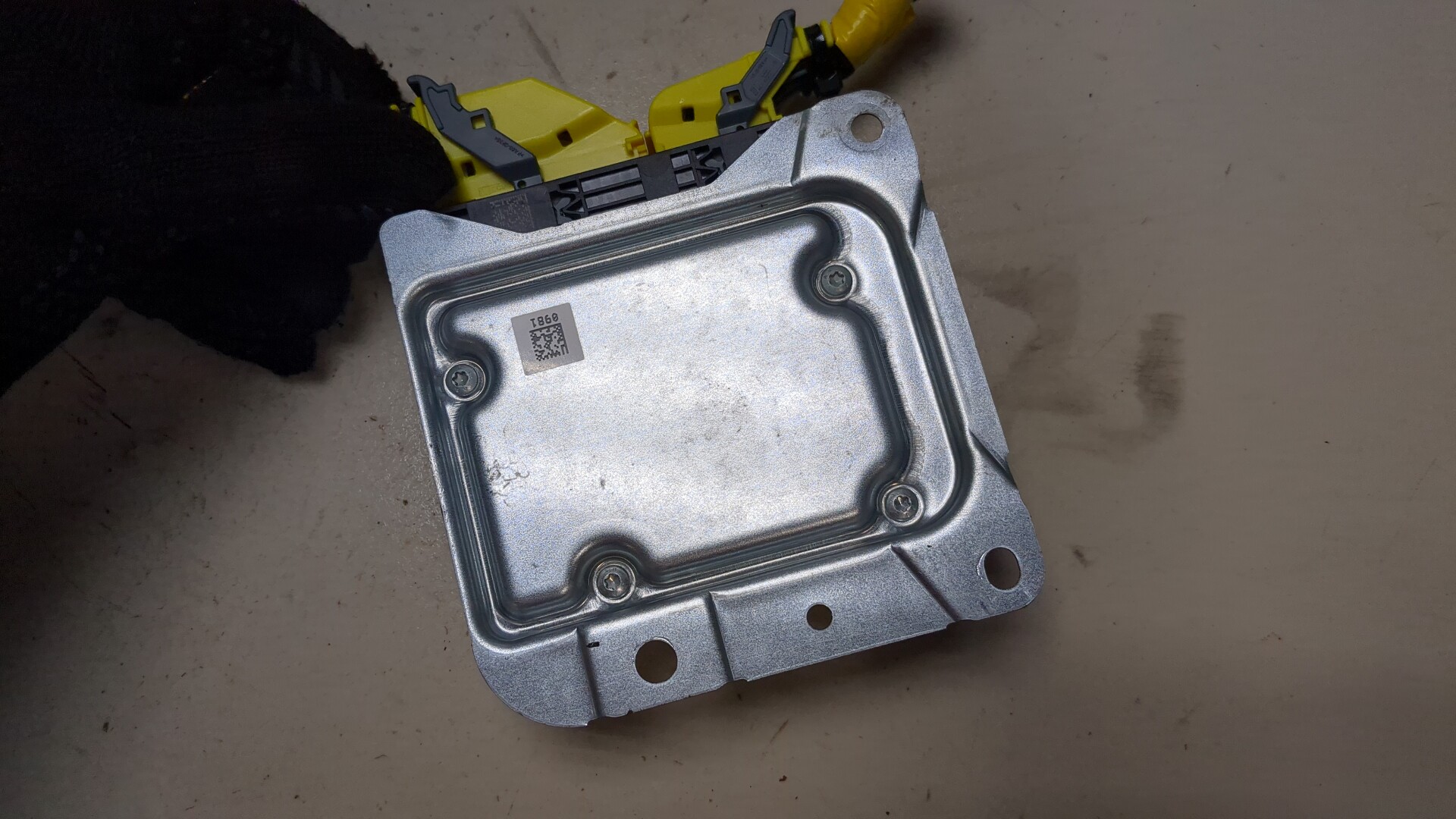 Блок управления подушек безопасности (AIR BAG)