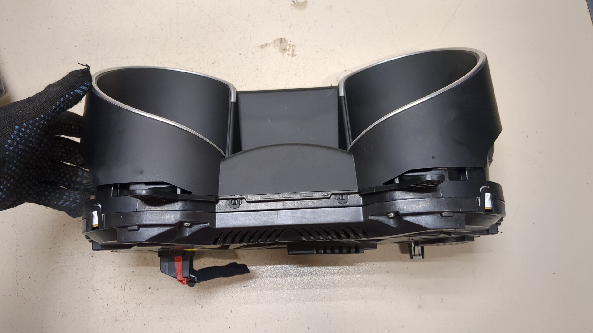 Панель приборов