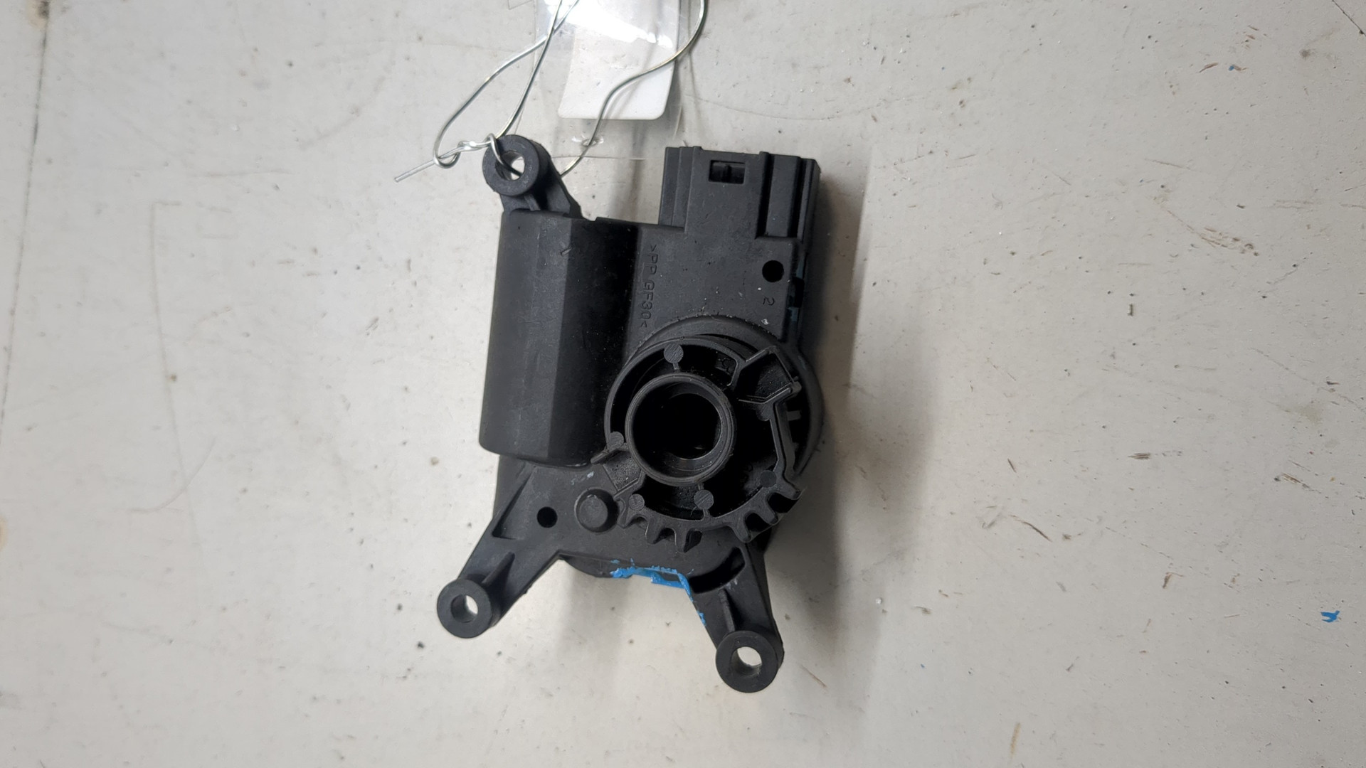 Моторчик заслонки печки