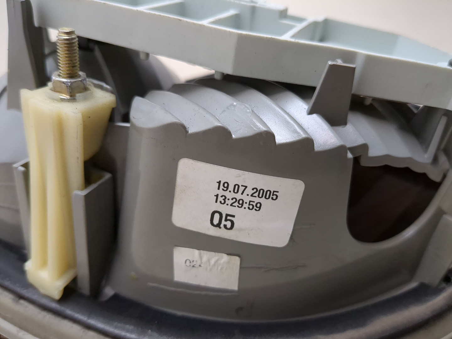 Фонарь задний внутренний правый