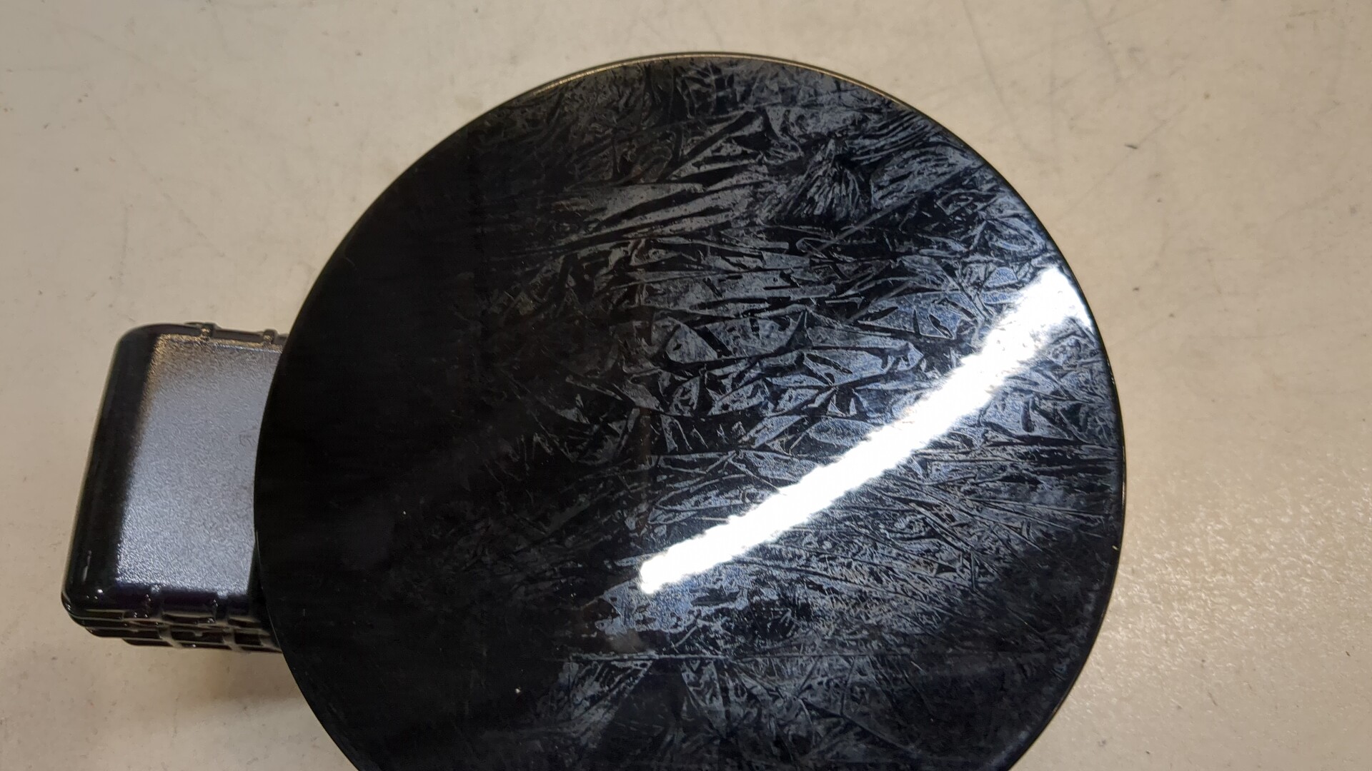 Лючок бензобака