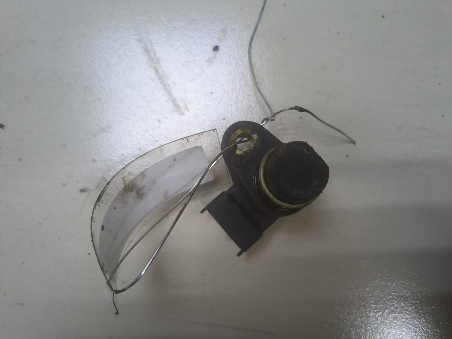 Датчик положения распредвала