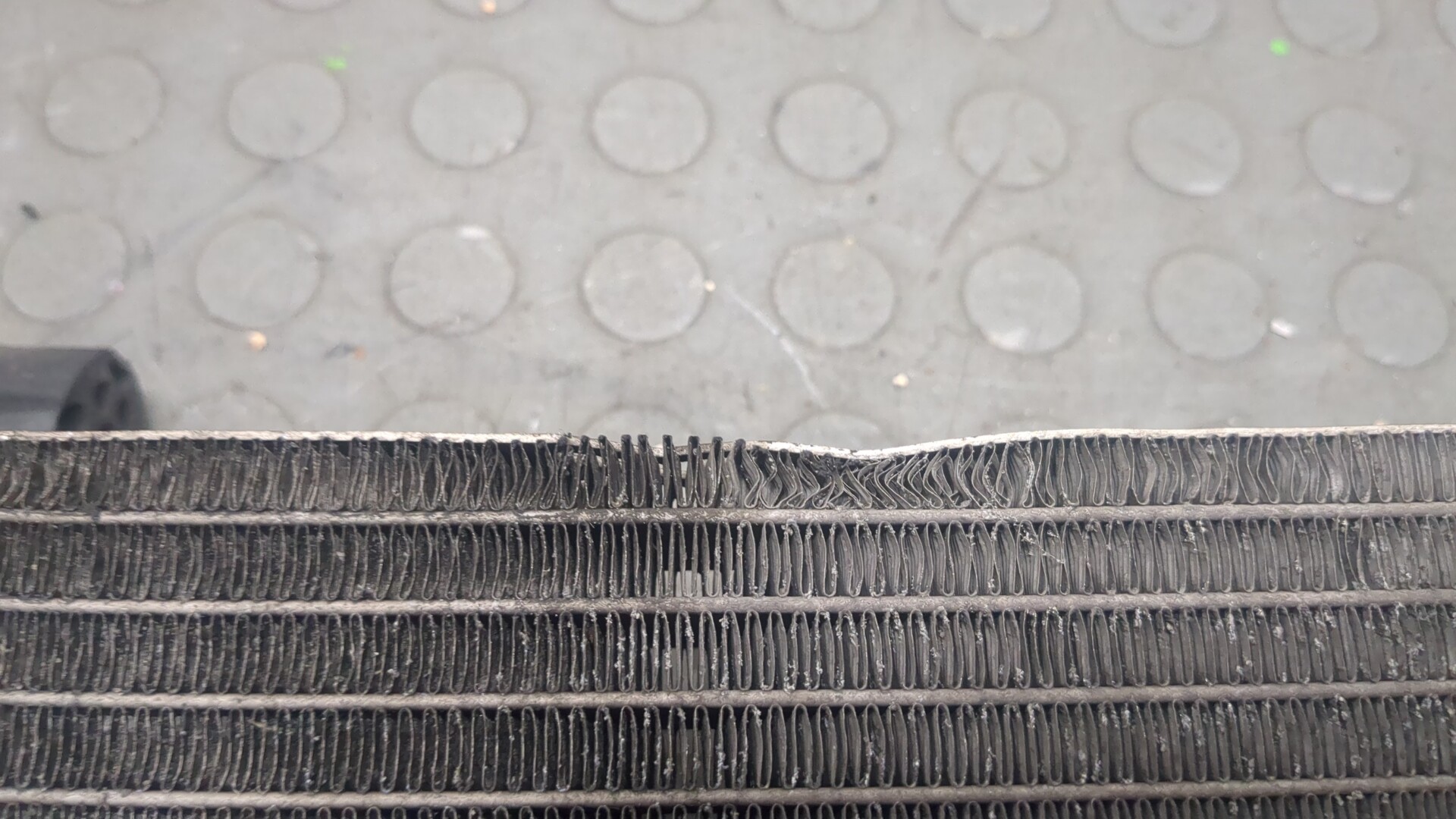 Радиатор охлаждения двигателя основной