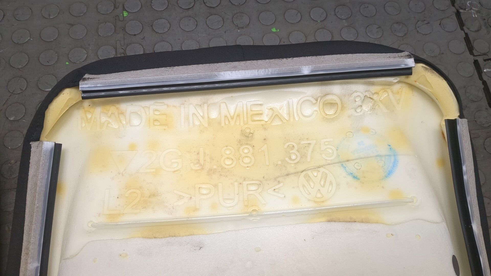 Сиденья комплект