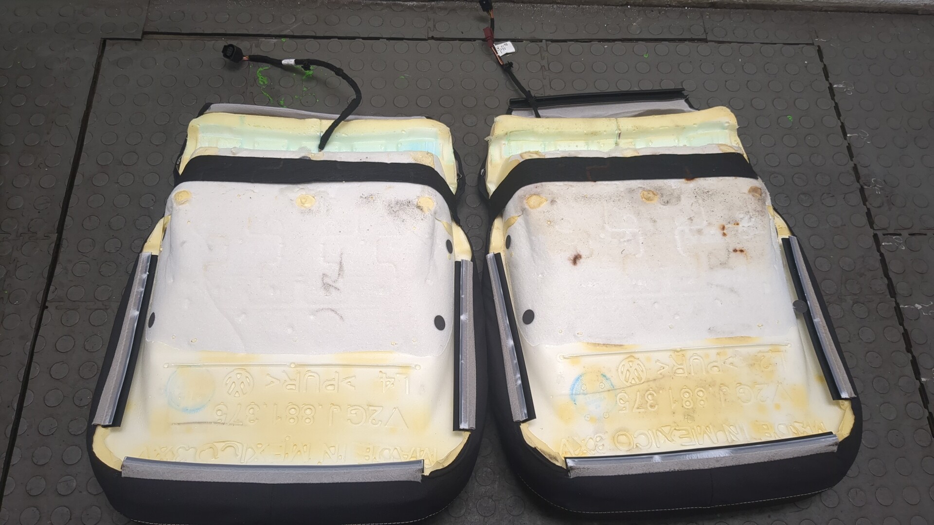 Сиденья комплект