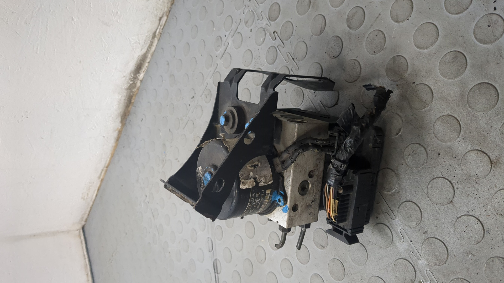 Блок ABS (насос)