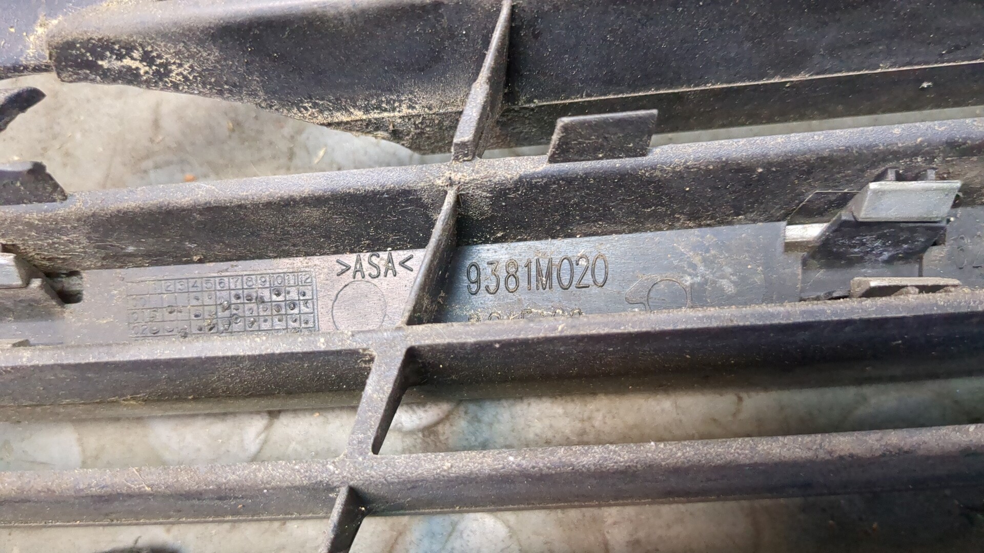 Решетка радиатора