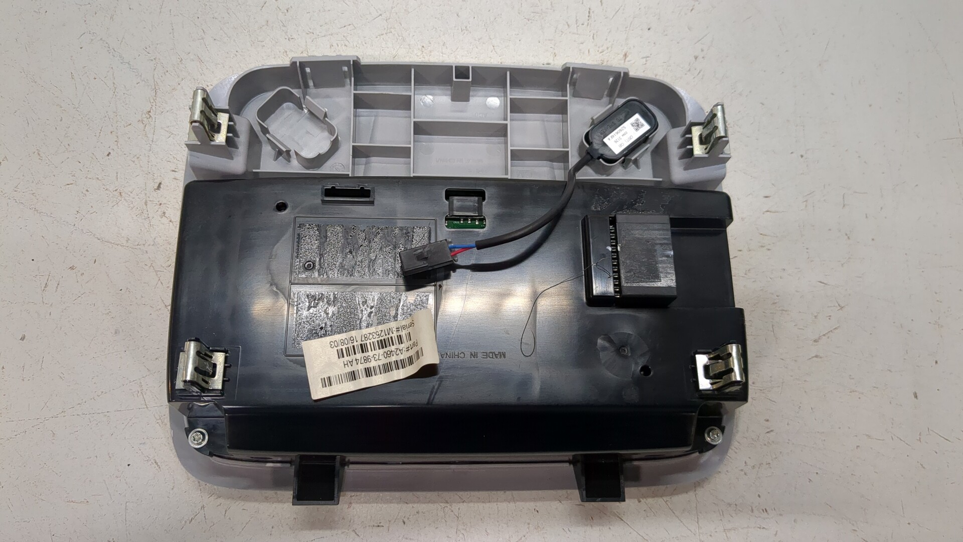 Плафон салонный