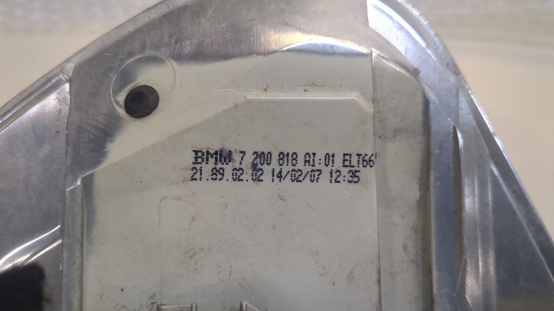 Фонарь задний правый