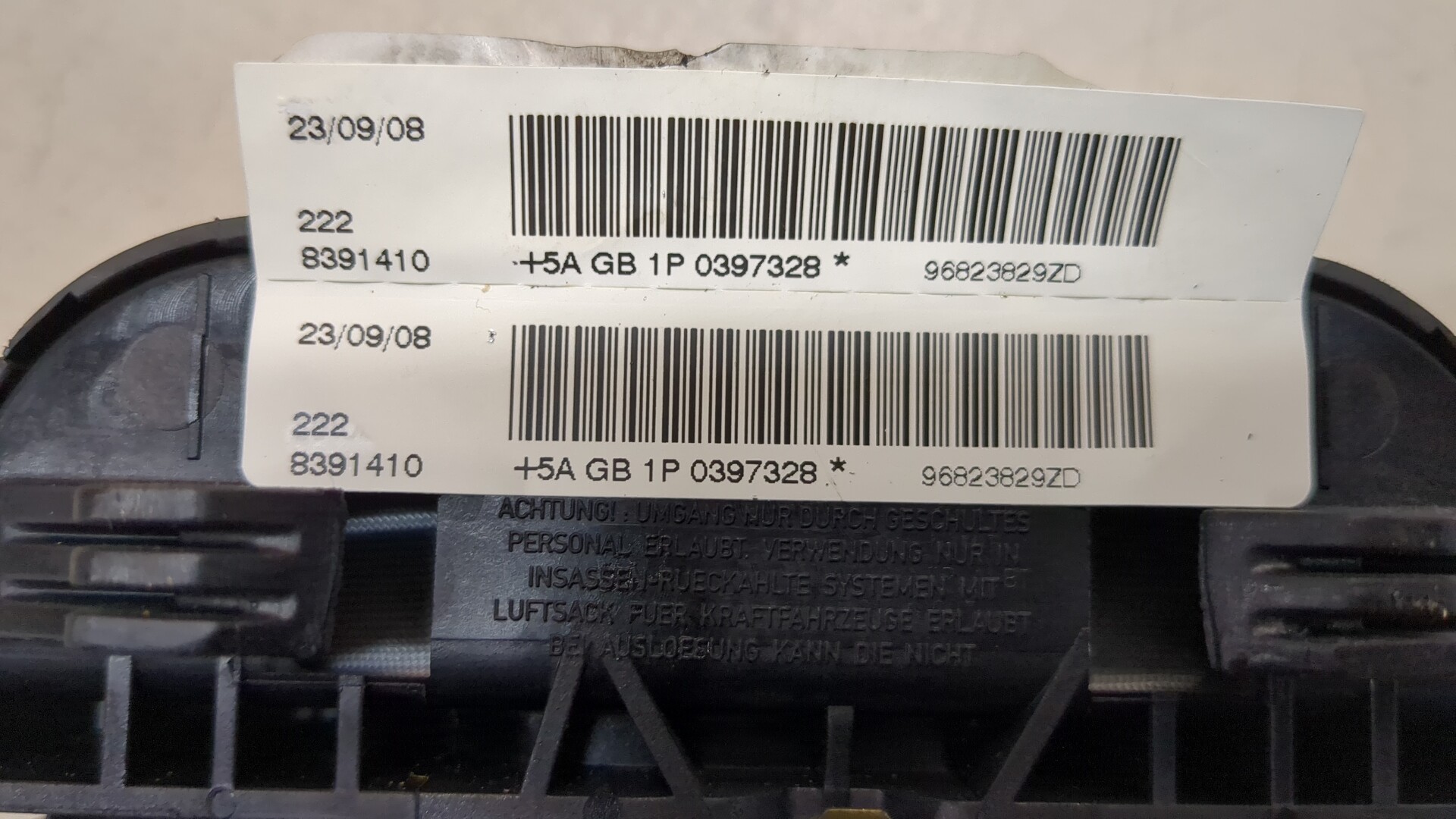 Подушка безопасности в рулевое колесо