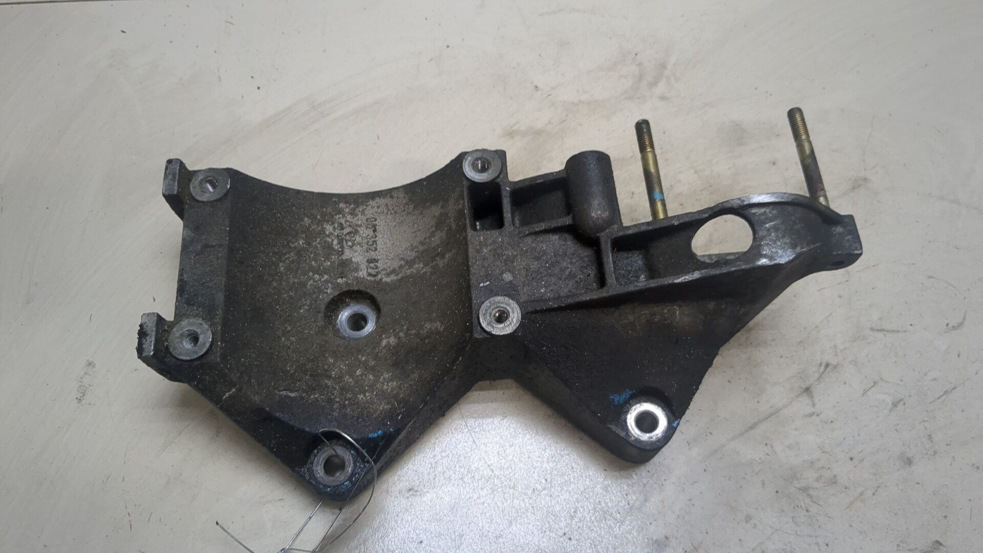 Кронштейн кондиционера